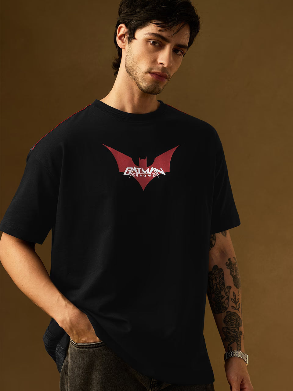 Ultimate Graphic Tees Duo - Prehistoric Paradise & Batman Beyond Oversized T-Shirts